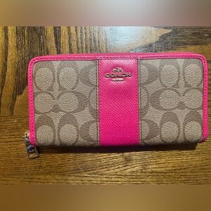 Coach wallet